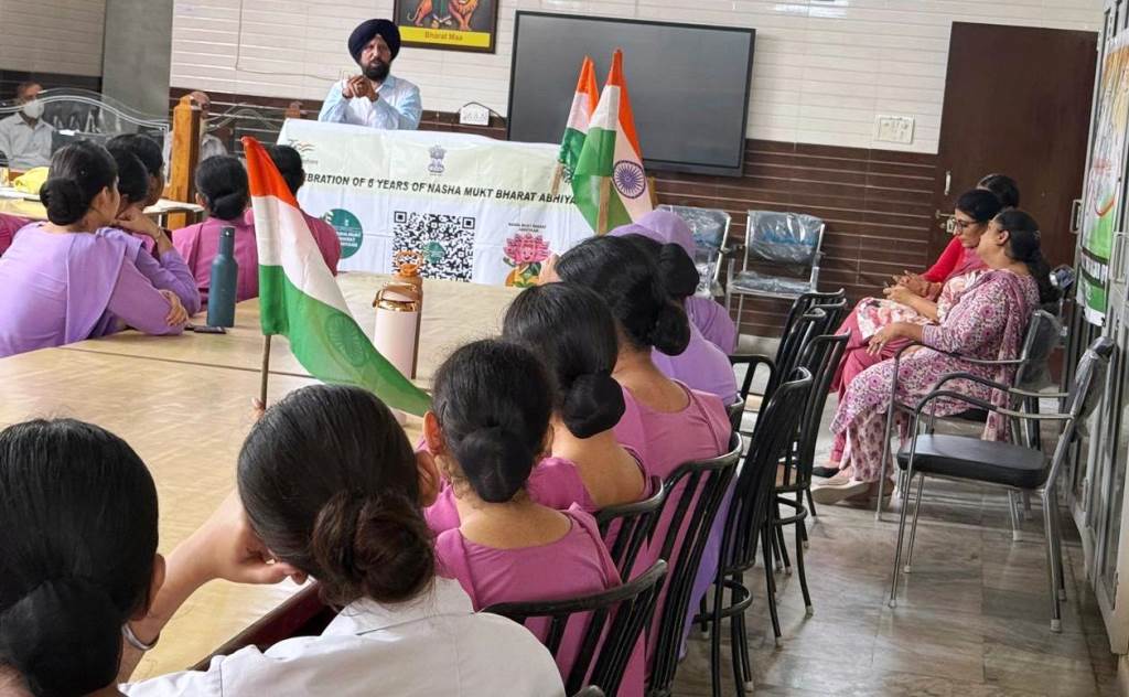 Red Cross Drug Detoxification Center Nawanshahr organizes seminar